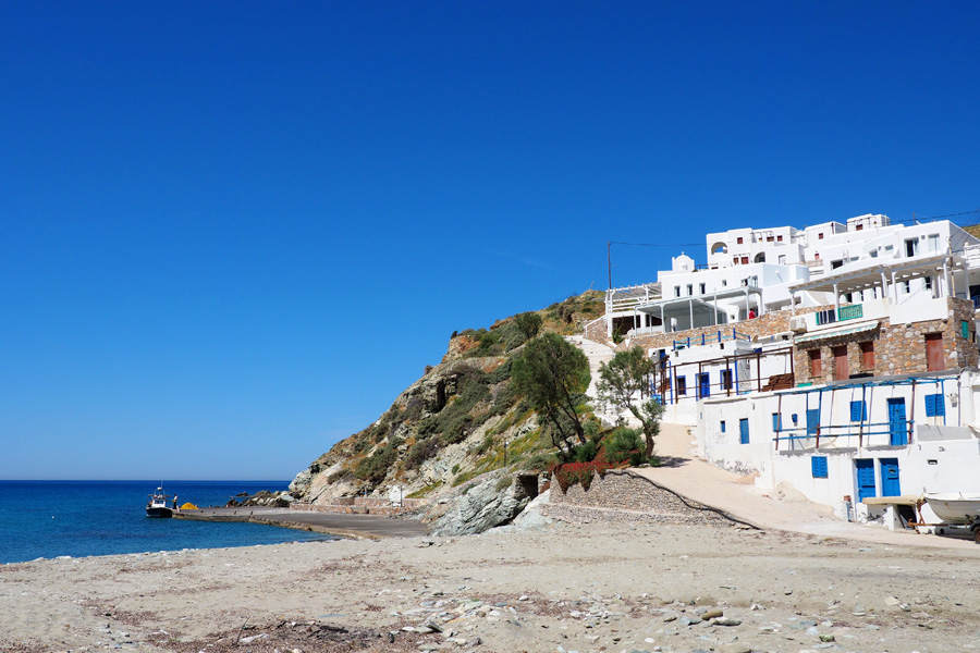 Agkali Beach