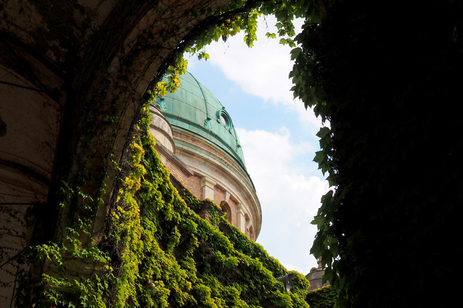 Mirogoj Cemetery