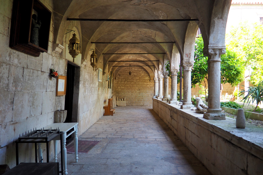 Cloister garden